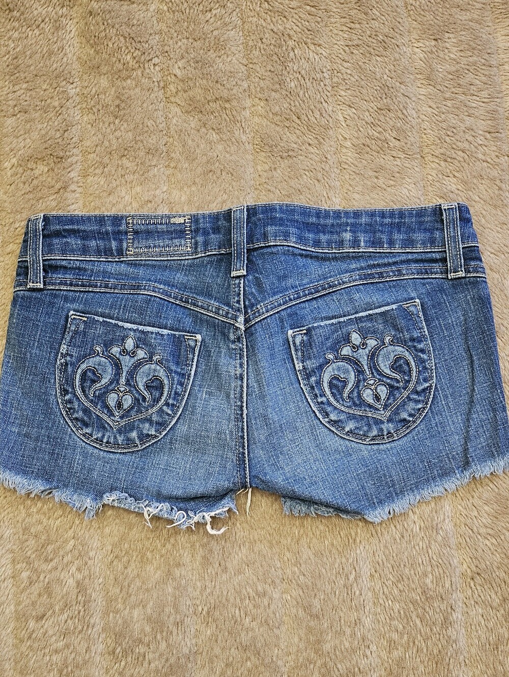 Siwy Classic Embroidered Pocket Camilla Denim Short Shorts